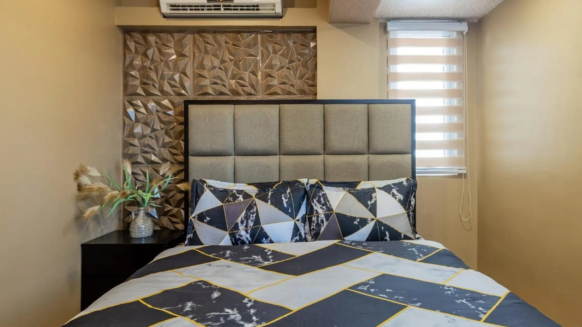 Atman 2 Bedroom Internet Fiber Victoria Bgc Taguig Apartamento Manila