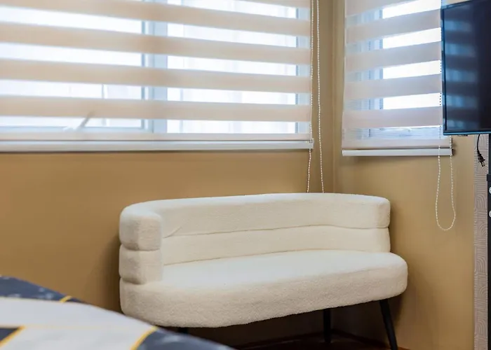 Atman 2 Bedroom Internet Fiber Victoria Bgc Taguig