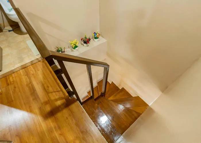 Atman 2 Bedroom Internet Fiber Victoria Bgc Taguig *